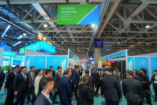 The three exhibitions provide a business matching platform for domestic and overseas exhibitors and traders.